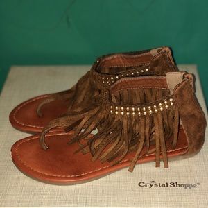 Fringe sandals